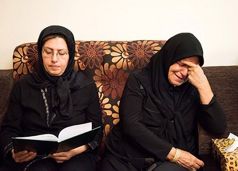 انتظار دردناک برای آمدن پیکر حاجی