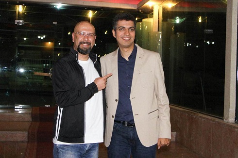 عادل فردوسی پور و محمد بحرانی (عروسک گردان جناب خان)