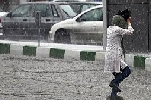 جلو چشمم افتاد تو آب و واسه همیشه رفت