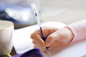 10 نویسنده زن قدرتمند معاصر + عکس