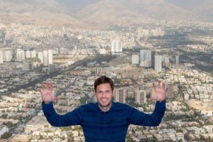 دانیال داوری