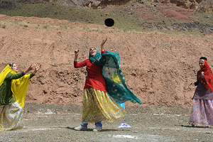 لباس‌های میلیونی بر قامت زنان کردستان!