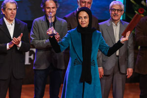 بازیگران و ورزشکاران ایرانی مدل لباس می‌شوند