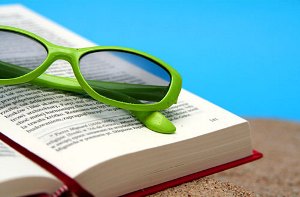 چگونه از استاندارد بودن عینک آفتابی مطمئن شویم؟