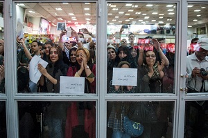 بازگشت شمشیرباز ربوده‌شده + تصاویر