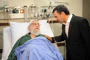 عیادت احمدی نژاد از رهبر انقلاب + عکس