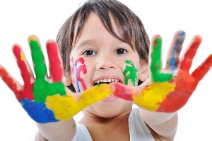 چگونه رنگها را به کودکان آموزش دهیم؟