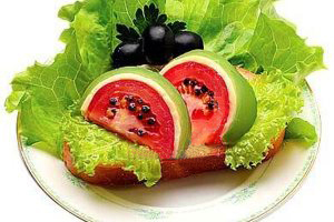 آموزش تزئین دورچین غذا به شکل هندوانه برای شب یلدا