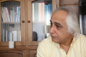 شمس لنگرودی